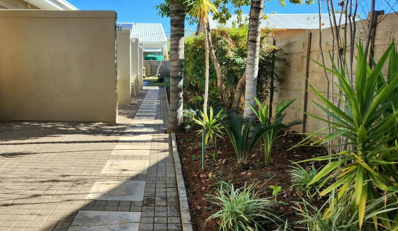 Green Kalahari Guesthouse Ъпингтън Екстериор снимка