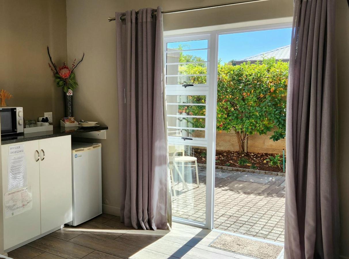 Green Kalahari Guesthouse Ъпингтън Екстериор снимка