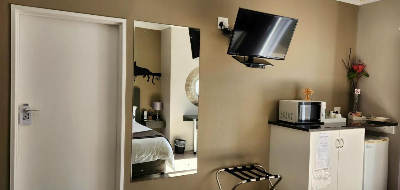 Green Kalahari Guesthouse Ъпингтън Екстериор снимка
