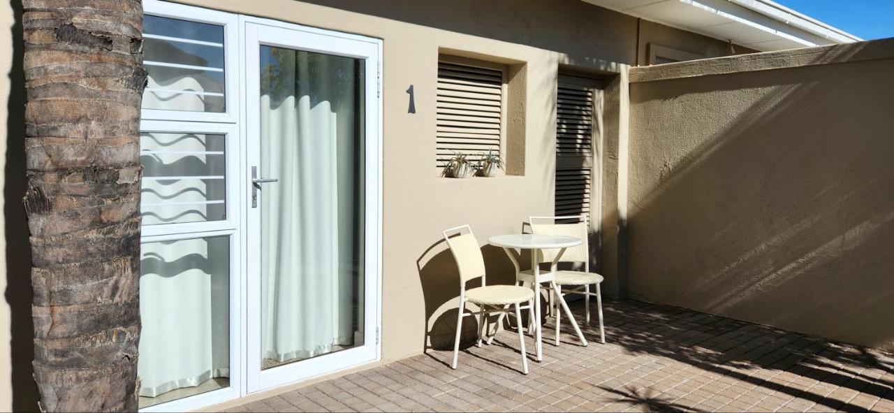 Green Kalahari Guesthouse Ъпингтън Екстериор снимка