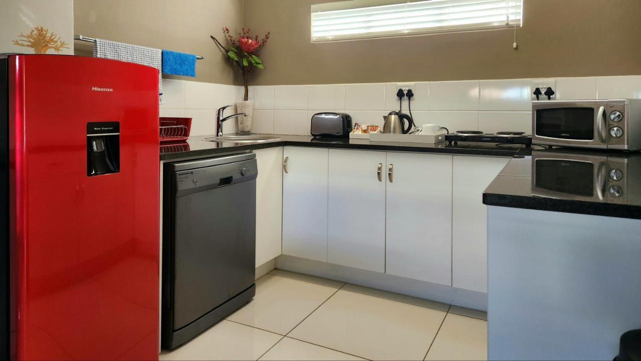 Green Kalahari Guesthouse Ъпингтън Екстериор снимка