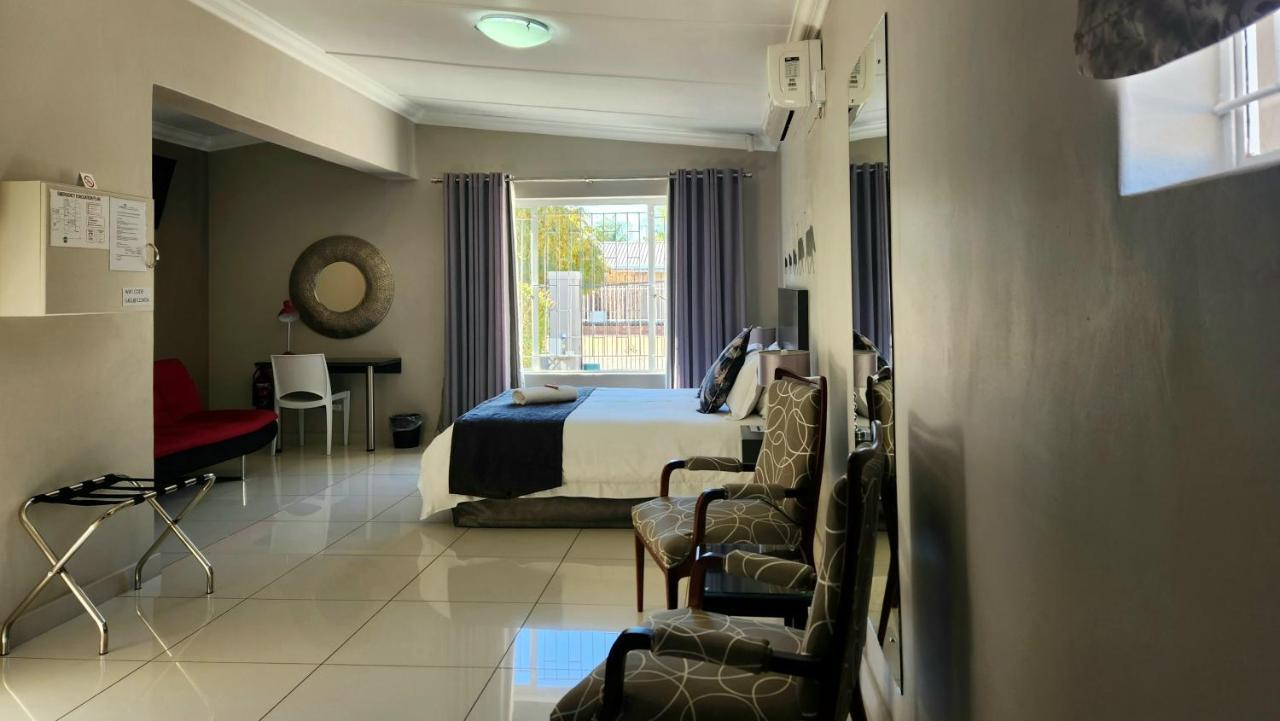 Green Kalahari Guesthouse Ъпингтън Екстериор снимка
